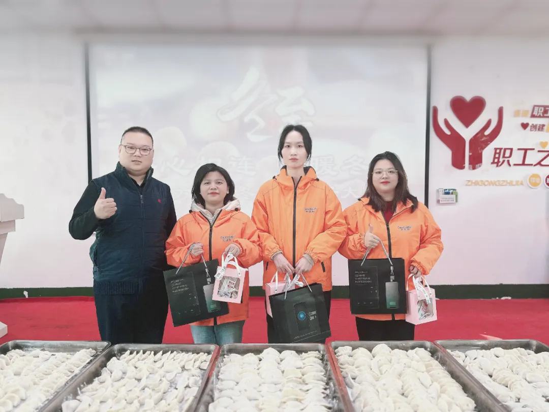 6b498b7f-7359-4624-8bad-6cd75d04a88c 6b498b7f-7359-4624-8bad-6cd75d04a88c