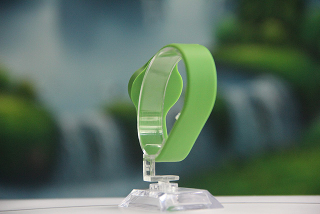 IC腕帶芯片RFID電子標(biāo)簽的創(chuàng)新技術(shù) IC腕帶芯片RFID電子標(biāo)簽的創(chuàng)新技術(shù)