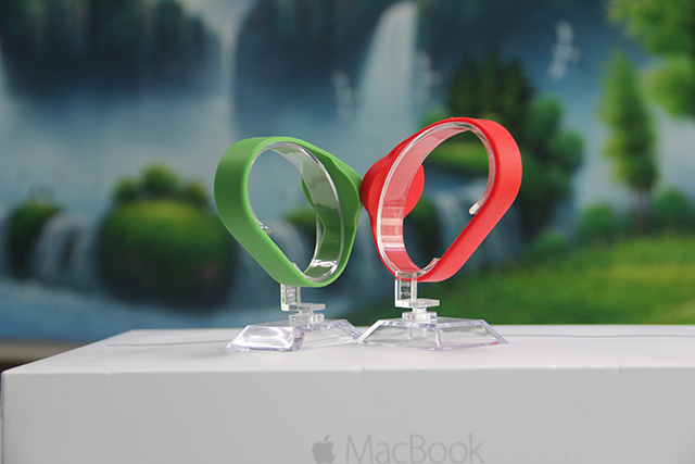 松緊腕帶硬錢包如何辦理? 松緊腕帶硬錢包如何辦理?