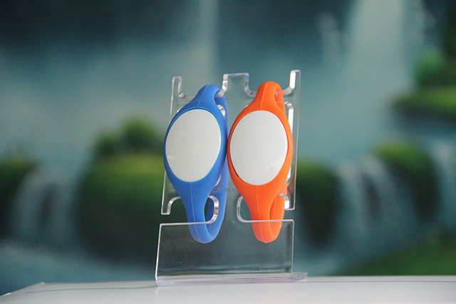 如何選購優質ic硅膠腕帶潔面儀