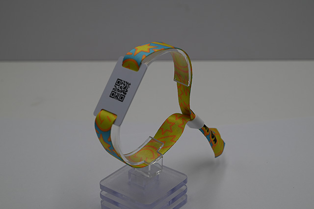 醫院就診卡適合用哪種類型的卡呢？