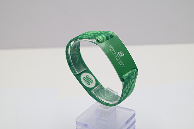 中國(guó)黑河市與俄羅斯布市實(shí)行公共自行車(chē)租賃“一卡通” 中國(guó)黑河市與俄羅斯布市實(shí)行公共自行車(chē)租賃“一卡通”