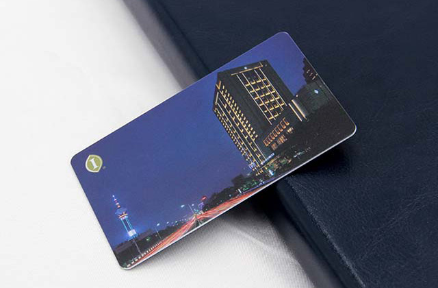 “芯時代”為百姓持金融IC卡帶來安全便捷 “芯時代”為百姓持金融IC卡帶來安全便捷